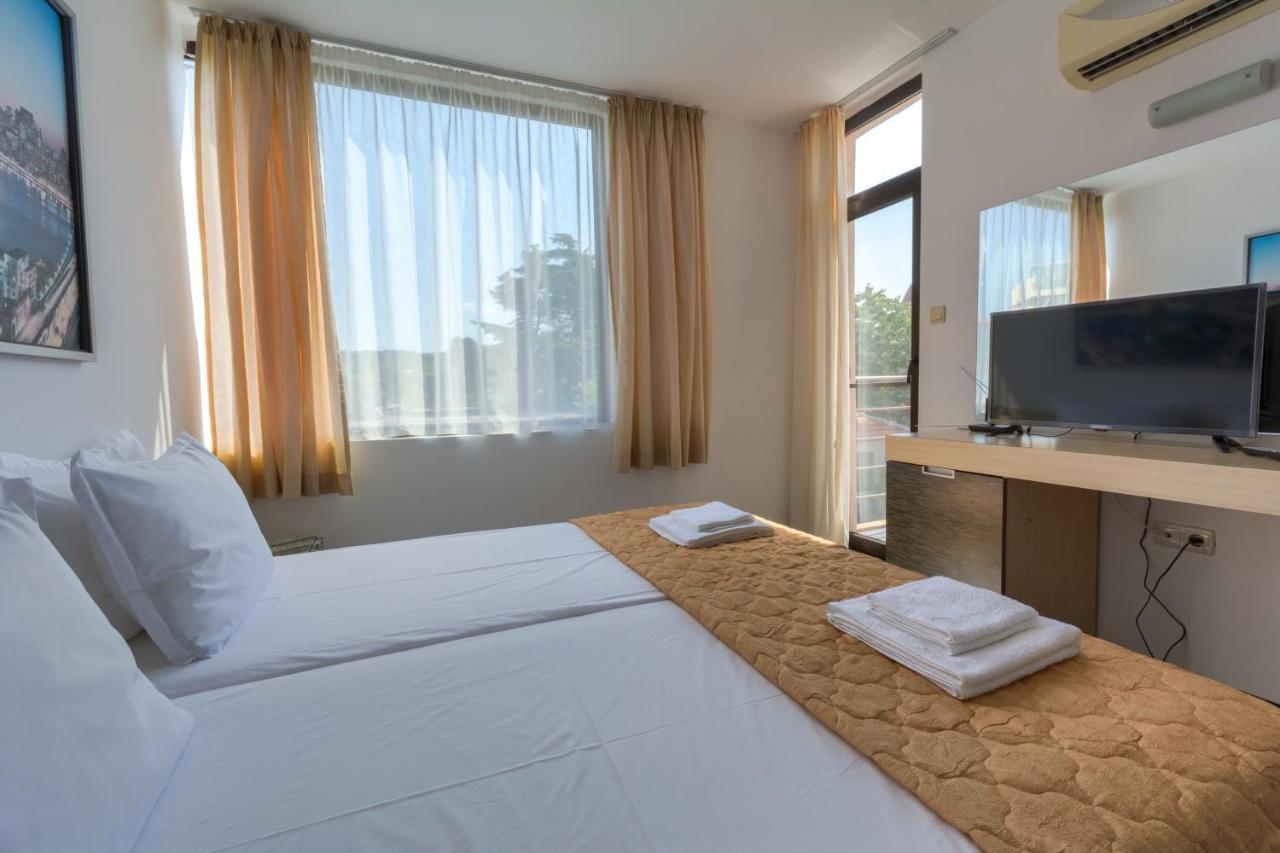 Hotel Odyssey Созопол Екстериор снимка