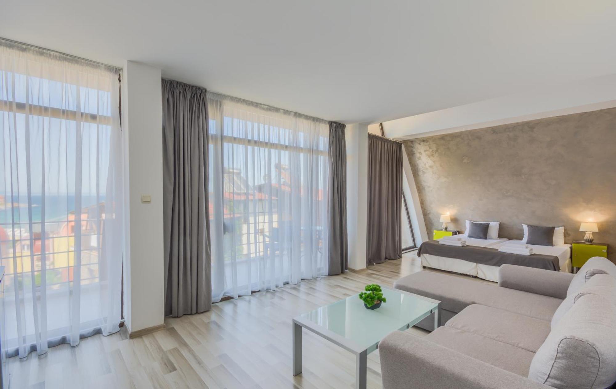 Hotel Odyssey Созопол Екстериор снимка